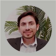 Profesor de psicología, psicoterapeuta. Magister y diplomado en psicología sistemica interaccional realizó clases a personas de educación superior en carreras técnicas universitarias posgrados y a interesados en la psicología para potenciar su bienestar